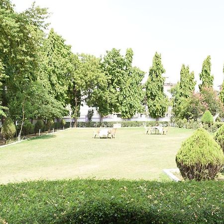 Hotel Lumbini International Bodh Gaya Extérieur photo