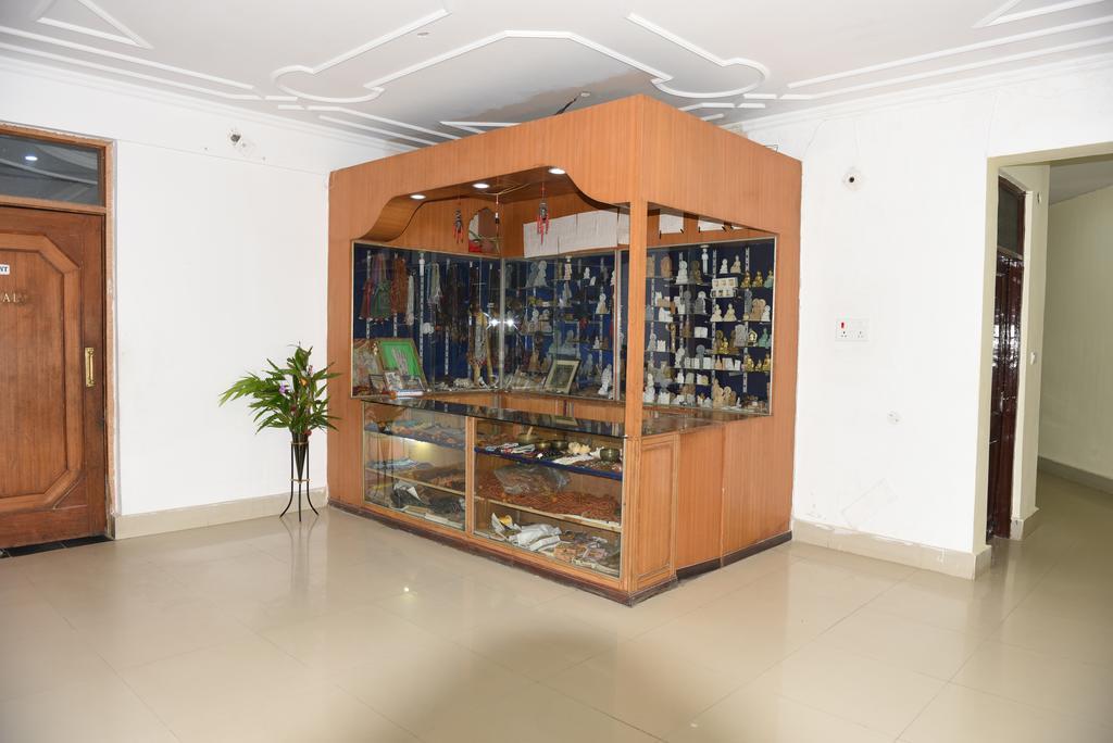 Hotel Lumbini International Bodh Gaya Extérieur photo