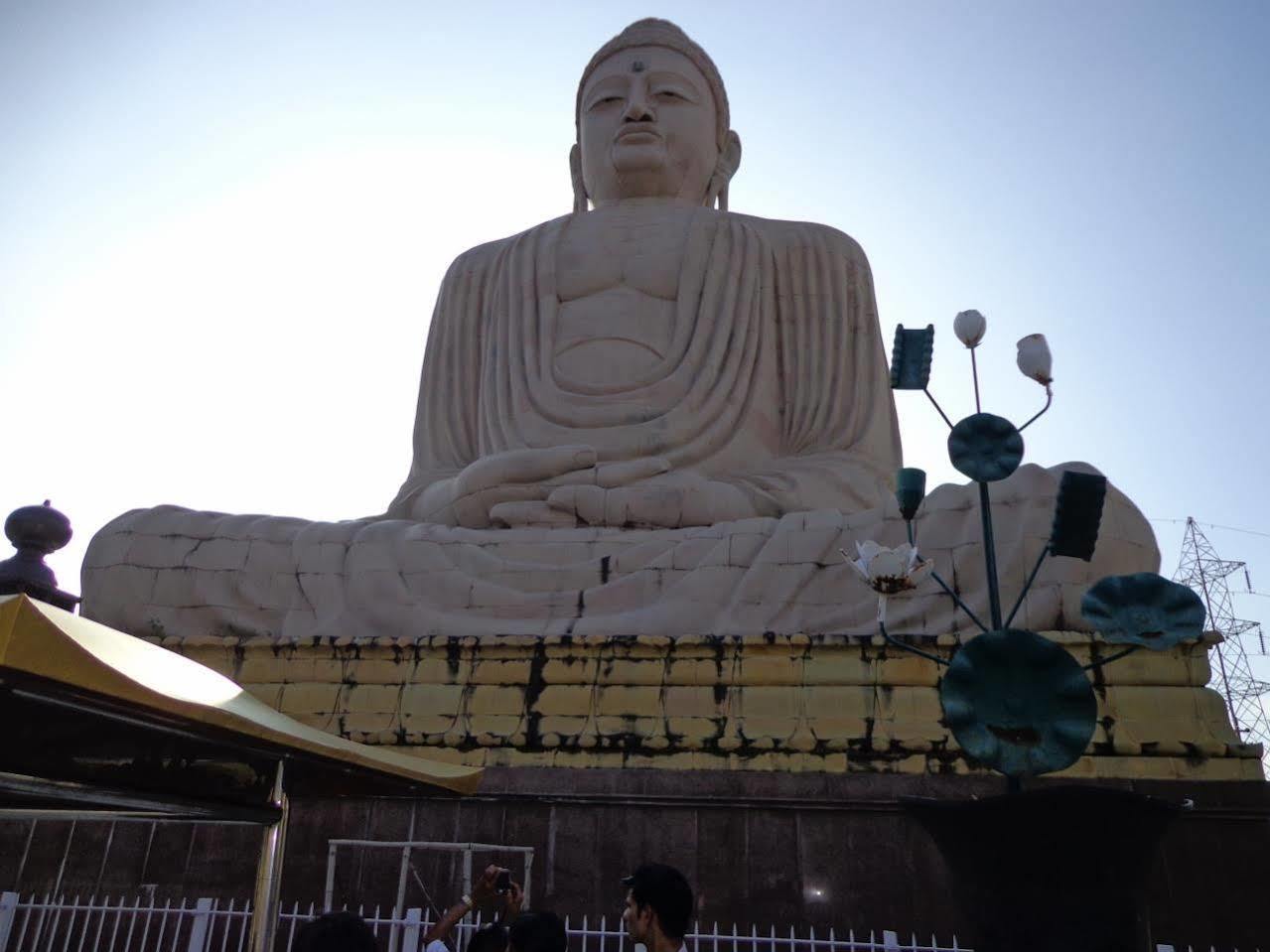 Hotel Lumbini International Bodh Gaya Extérieur photo
